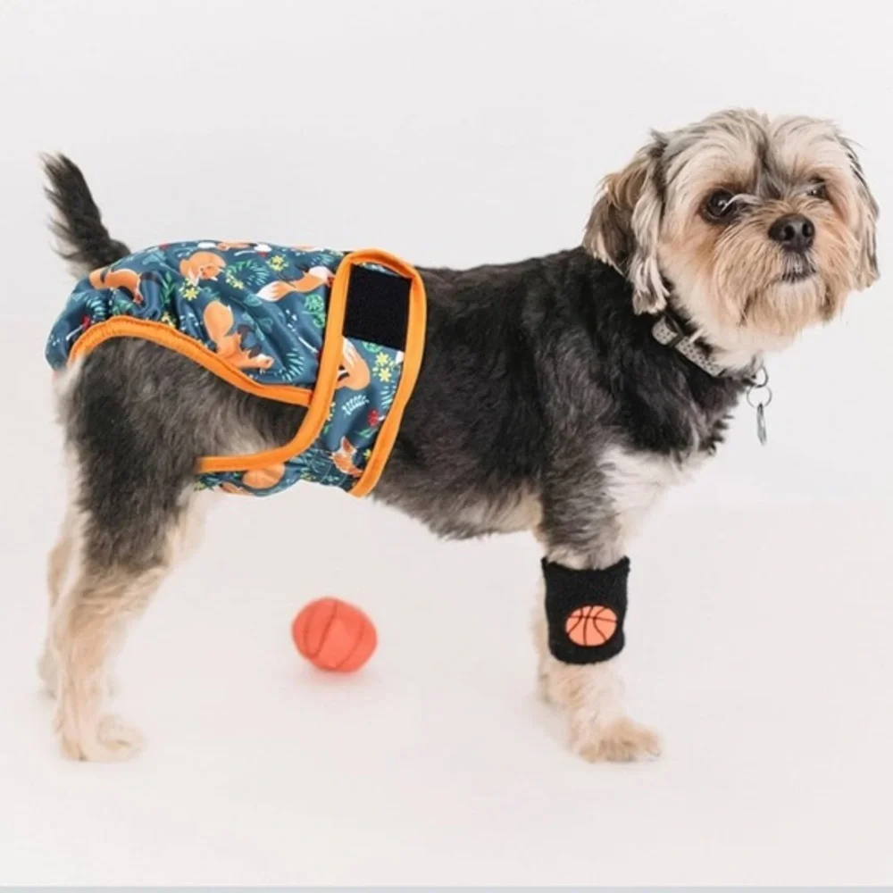 NEW Washable Reusable 3 Pack Dog Diapers 4 Female Dogs in Heat on Period Medium